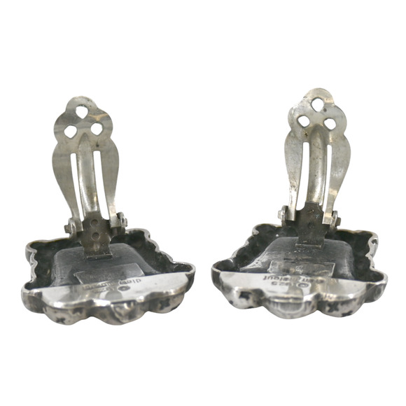 Dian Malouf Sterling Silver Hammered Cross Clip On Earrings - Picture 4 of 8